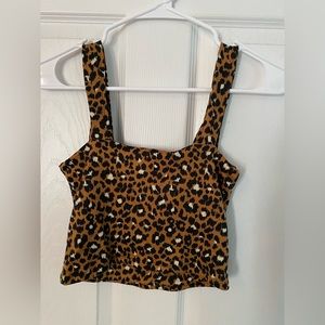 Leopard print crop top!